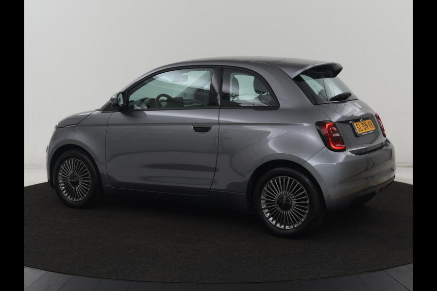 Fiat 500E Icon 42 kWh | 3 Fase | Carplay | Navigatie | Cruise control | Climate control | Bluetooth | 16'' lichtmetalen velgen