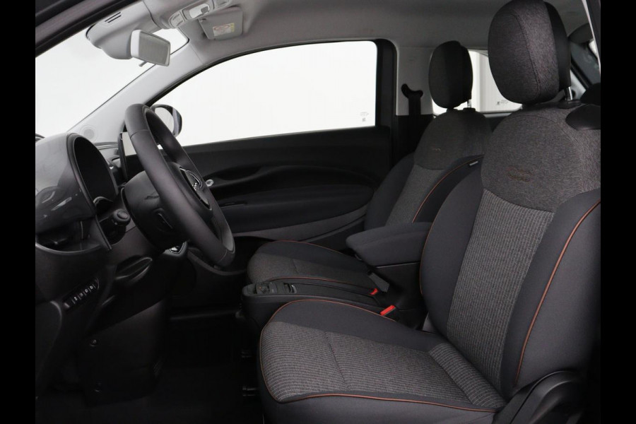 Fiat 500E Icon 42 kWh | 3 Fase | Carplay | Navigatie | Cruise control | Climate control | Bluetooth | 16'' lichtmetalen velgen