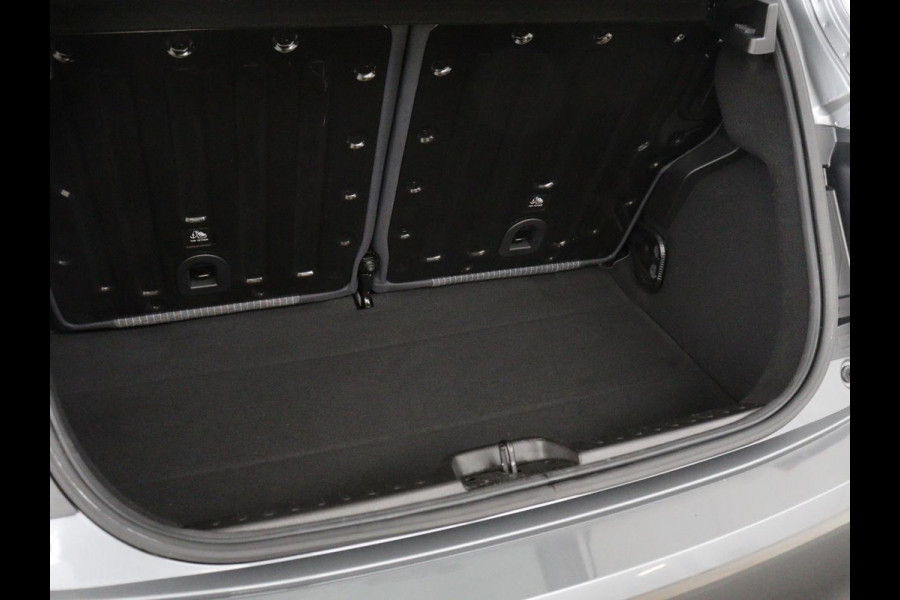 Fiat 500E Icon 42 kWh | 3 Fase | Carplay | Navigatie | Cruise control | Climate control | Bluetooth | 16'' lichtmetalen velgen