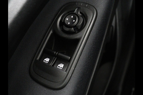 Fiat 500E Icon 42 kWh | 3 Fase | Carplay | Navigatie | Cruise control | Climate control | Bluetooth | 16'' lichtmetalen velgen