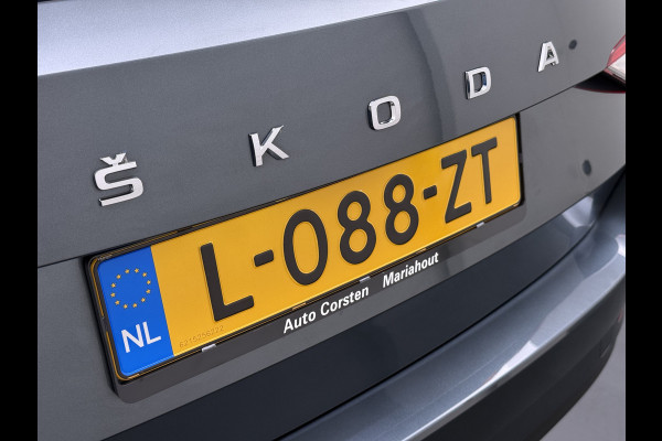 Škoda Superb Combi 1.5TSI DSG Automaat Trekhaak Elek.Stoel+Memory+Verwarmd Navi Ecc Apple Carplay Android Auto Pdc ACT Business Edition Cruise Control DAB Led Lmv Regen-/lichtsensor Privacy Glas Keyless Verwarmde Voorruit Comfort Pack Origineel Nederlandse Auto