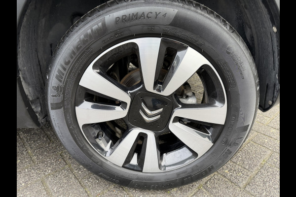 Citroën C3 110pk Shine (Automatische Airco - Navigatie - LED - Apple Carplay - Parkeersensoren - Lichtmetalen velgen)