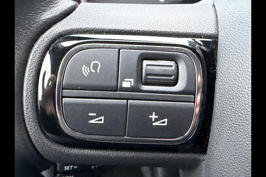Citroën C3 110pk Shine (Automatische Airco - Navigatie - LED - Apple Carplay - Parkeersensoren - Lichtmetalen velgen)