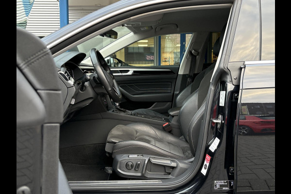 Volkswagen Arteon Shooting Brake 1.4 TSI eHybrid Elegance Business+ | Wegklapbare Trekhaak | Stoelverwarming | Stuurwielverwarming | Camera | Side Assist | Comfort stoelen elektrisch verstelbaar