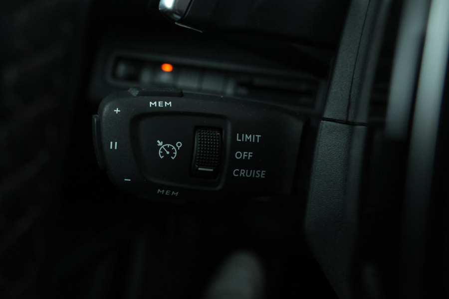 Peugeot 5008 1.5 BlueHDI Blue Lease Allure Automaat, 7 Persoons, Leer, Climate,