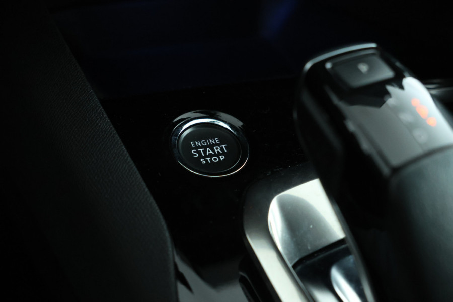 Peugeot 5008 1.5 BlueHDI Blue Lease Allure Automaat, 7 Persoons, Leer, Climate,