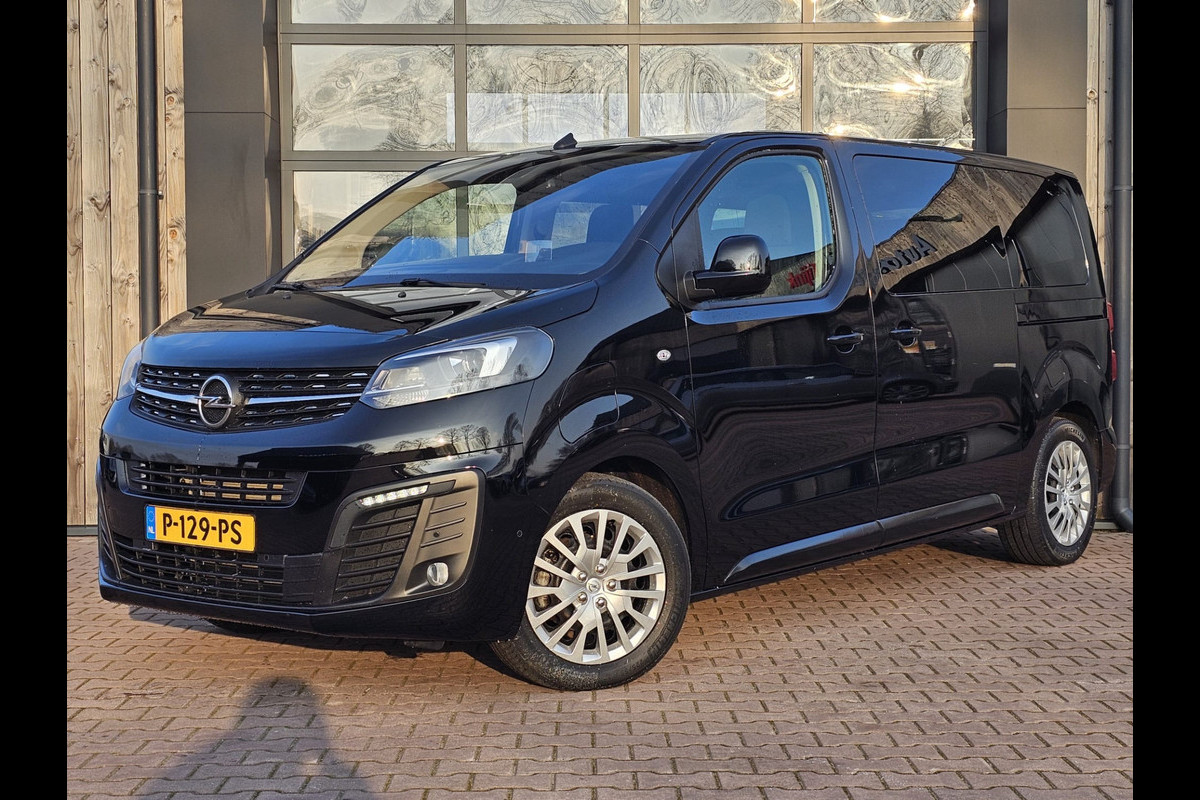 Opel Zafira-e Life L2H1 Innovation 75 kWh 8-persoons | 2x Schuifdeur | Trekhaak | Stoelverwarming | Camera | Navi |