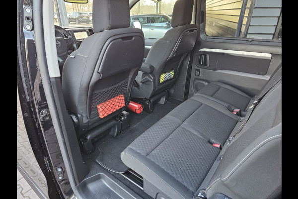 Opel Zafira-e Life L2H1 Innovation 75 kWh 8-persoons | 2x Schuifdeur | Trekhaak | Stoelverwarming | Camera | Navi |