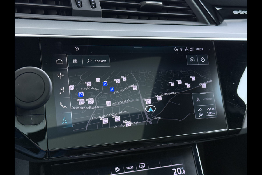 Audi e-tron 55 Quattro 95kWh Camera Panoramadak Adap.Cruise Trekhaak Navi Ecc Leder Business Edition Plus SOH 91% Elek.Stoelen+Verwarmd Keyless Rijstrooksensor AWD 4WD Elek.Achterklep 1e Eigenaar Origineel Nederlandse Auto Dealeronderhouden
