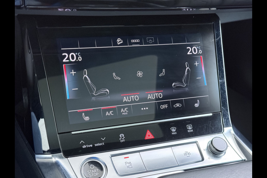 Audi e-tron 55 Quattro 95kWh Camera Panoramadak Adap.Cruise Trekhaak Navi Ecc Leder Business Edition Plus SOH 91% Elek.Stoelen+Verwarmd Keyless Rijstrooksensor AWD 4WD Elek.Achterklep 1e Eigenaar Origineel Nederlandse Auto Dealeronderhouden