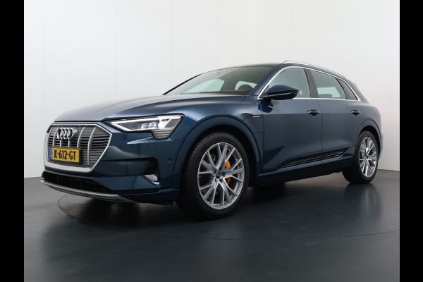 Audi e-tron 55 Quattro 95kWh Camera Panoramadak Adap.Cruise Trekhaak Navi Ecc Leder Business Edition Plus SOH 91% Elek.Stoelen+Verwarmd Keyless Rijstrooksensor AWD 4WD Elek.Achterklep 1e Eigenaar Origineel Nederlandse Auto Dealeronderhouden