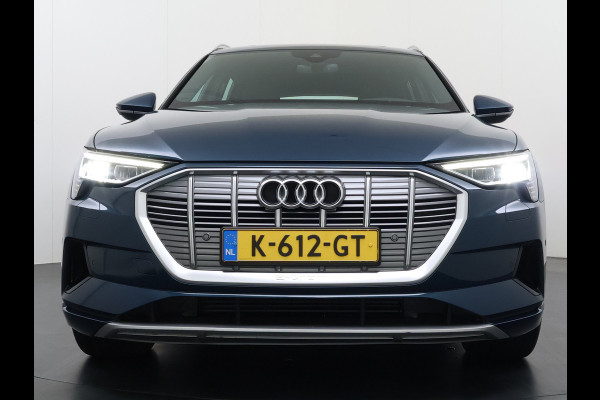 Audi e-tron 55 Quattro 95kWh Camera Panoramadak Adap.Cruise Trekhaak Navi Ecc Leder Business Edition Plus SOH 91% Elek.Stoelen+Verwarmd Keyless Rijstrooksensor AWD 4WD Elek.Achterklep 1e Eigenaar Origineel Nederlandse Auto Dealeronderhouden
