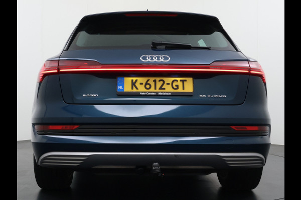 Audi e-tron 55 Quattro 95kWh Camera Panoramadak Adap.Cruise Trekhaak Navi Ecc Leder Business Edition Plus SOH 91% Elek.Stoelen+Verwarmd Keyless Rijstrooksensor AWD 4WD Elek.Achterklep 1e Eigenaar Origineel Nederlandse Auto Dealeronderhouden