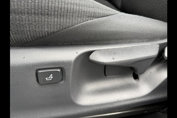 Toyota C-HR 1.8 Hybrid Bi-Tone | PDC V+A | JBL | LED | BSM | Zwarte Velgen | Rijklaar!!!