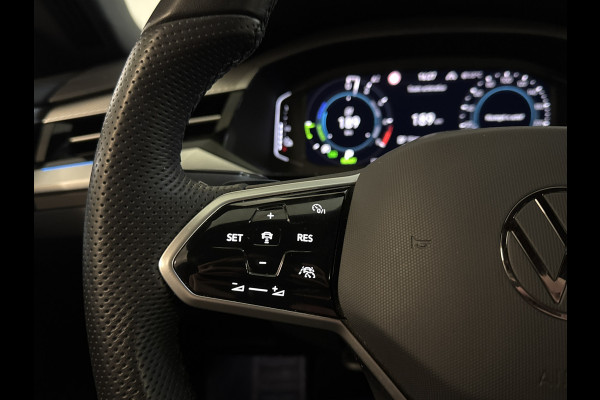 Volkswagen Arteon Shooting Brake eHYBRID 218PK DSG ELEGANCE BUSINESS+ TREKHAAK/NAVI/360CAMERA/LEDER