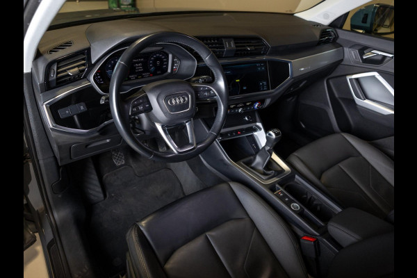 Audi Q3 35 TFSI Pro Line / 150pk / Stoelverwarming / Leder / Dodehoek herkenning /