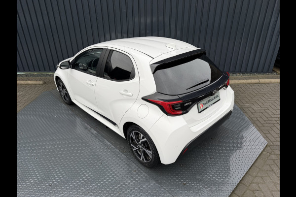 Toyota Yaris 1.5 Hybrid 115 First Edition | PDC V+A | Dodehoek detectie | Nieuwste type(radio/digitale tellers) | Rijklaar!!!