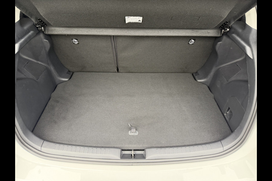 Toyota Yaris 1.5 Hybrid 115 First Edition | PDC V+A | Dodehoek detectie | Nieuwste type(radio/digitale tellers) | Rijklaar!!!