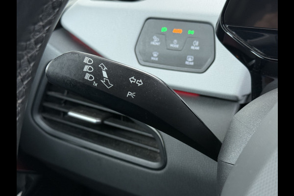 Volkswagen ID.3 First Plus 58kWh 204pk Camera 19"lmv Adap.Cruise Matrix-Led Navi-Pro Ecc Apple Carplay Android Auto Pdc SOH 89% Lmv Stoel+Stuurverwarming Wifi Rijstrooksensor Keyless advanced Origineel Nederlandse Auto