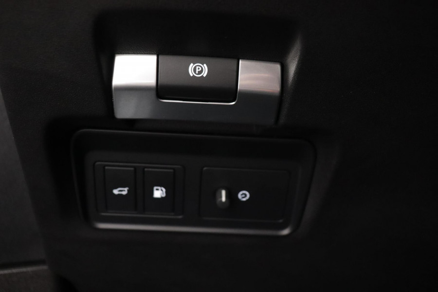 Land Rover Range Rover Evoque 1.5 P300e AWD(DealerOnderH, Navi, Stuur/stoelV, Camera, Trekhaak, Carplay, Etc)