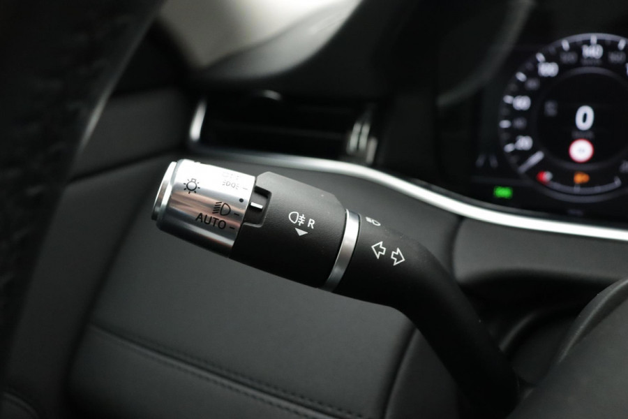 Land Rover Range Rover Evoque 1.5 P300e AWD(DealerOnderH, Navi, Stuur/stoelV, Camera, Trekhaak, Carplay, Etc)