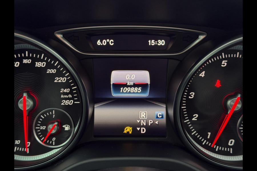 Mercedes-Benz GLA 180 Business Solution AMG Pano Camera Clima