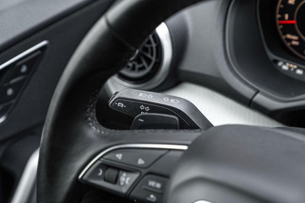 Audi Q2 35 TFSI Business Edition 150 PK Aut. Adaptive Virtual Keyless LED Clima Cruise 18''