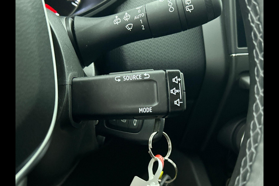 Renault Clio 1.0 TCe 90 Equilibre | Navigatie | Apple Carplay/Android | Auto Cruise Control | Full LED | Airco