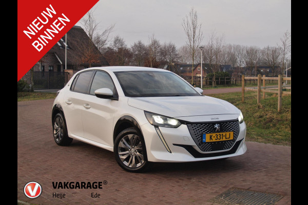 Peugeot e-208 EV Blue Lease Allure 50 kWh | SOH 90% | Camera | Cruise Control | Apple Carplay | NL-Auto |