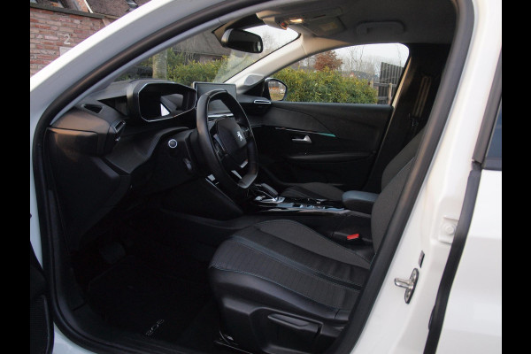 Peugeot e-208 EV Blue Lease Allure 50 kWh | SOH 90% | Camera | Cruise Control | Apple Carplay | NL-Auto |