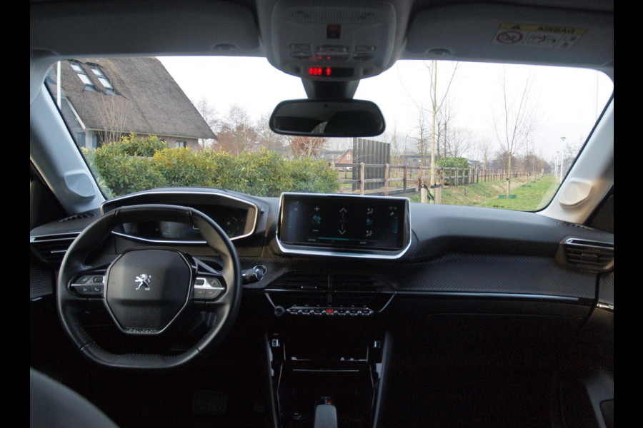Peugeot e-208 EV Blue Lease Allure 50 kWh | SOH 90% | Camera | Cruise Control | Apple Carplay | NL-Auto |