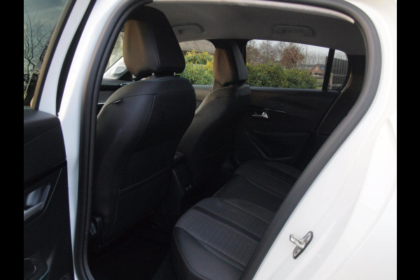 Peugeot e-208 EV Blue Lease Allure 50 kWh | SOH 90% | Camera | Cruise Control | Apple Carplay | NL-Auto |