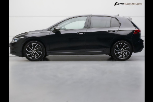 Volkswagen Golf 1.5 TSI Life Business Luxe (STUURVERWARMING,MEMORY STOELEN,ADAPTIVE CRUISE,SFEERVERLICHTING,CAMERA,TOPCONDITIE)