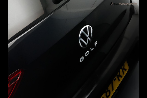 Volkswagen Golf 1.5 TSI Life Business Luxe (STUURVERWARMING,MEMORY STOELEN,ADAPTIVE CRUISE,SFEERVERLICHTING,CAMERA,TOPCONDITIE)