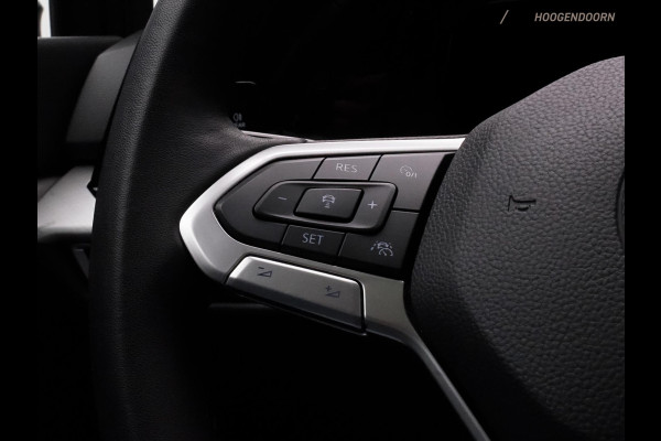 Volkswagen Golf 1.5 TSI Life Business Luxe (STUURVERWARMING,MEMORY STOELEN,ADAPTIVE CRUISE,SFEERVERLICHTING,CAMERA,TOPCONDITIE)