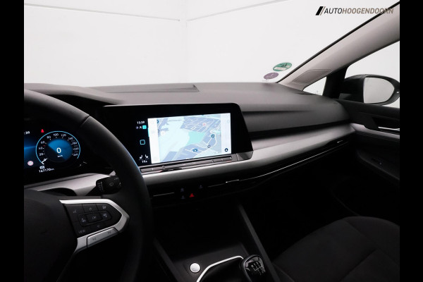 Volkswagen Golf 1.5 TSI Life Business Luxe (STUURVERWARMING,MEMORY STOELEN,ADAPTIVE CRUISE,SFEERVERLICHTING,CAMERA,TOPCONDITIE)