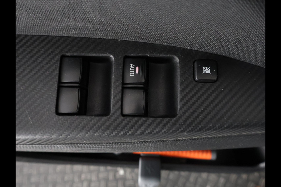 Mitsubishi Space Star 1.2 GRAYLINE ACTIV AUTOMAAT GARANTIE 6-2031* APPLE CARPLAY & ANDROID AUTO . ELEKTRISCHE RAMEN V+A . CRUISE CONTROL . BLUETOOTH