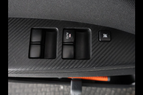 Mitsubishi Space Star 1.2 GRAYLINE ACTIV AUTOMAAT GARANTIE 6-2031* APPLE CARPLAY & ANDROID AUTO . ELEKTRISCHE RAMEN V+A . CRUISE CONTROL . BLUETOOTH