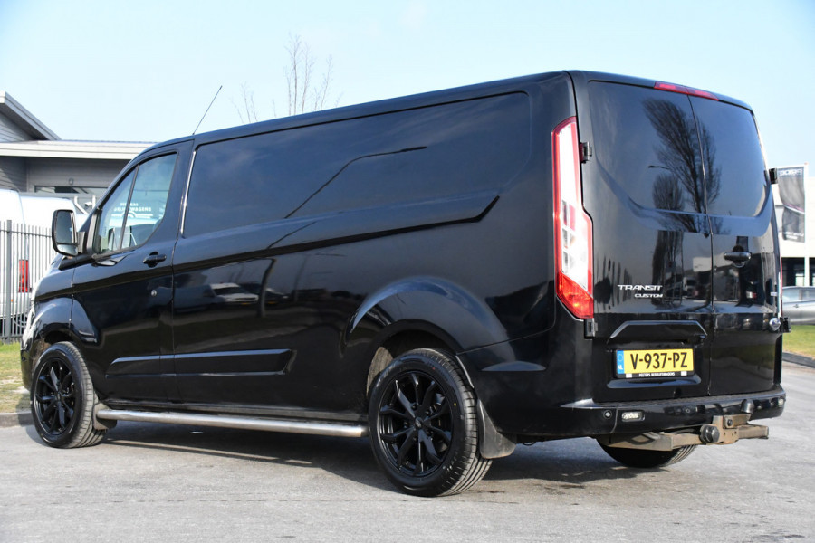 Ford Transit Custom 300 2.0 TDCI L2H1 Limited Black Edition Camera, Cruise, Carplay, Stoelverwarming, Xenon, 170pk, Sensoren, Uniek!