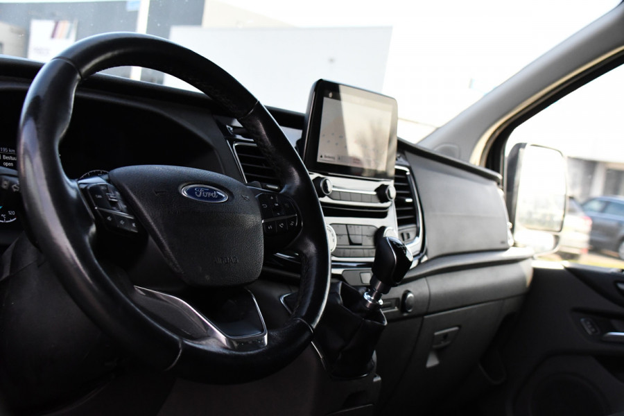 Ford Transit Custom 300 2.0 TDCI L2H1 Limited Black Edition Camera, Cruise, Carplay, Stoelverwarming, Xenon, 170pk, Sensoren, Uniek!