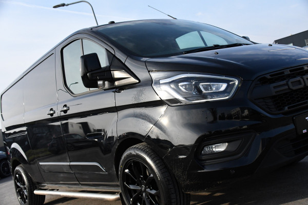 Ford Transit Custom 300 2.0 TDCI L2H1 Limited Black Edition Camera, Cruise, Carplay, Stoelverwarming, Xenon, 170pk, Sensoren, Uniek!