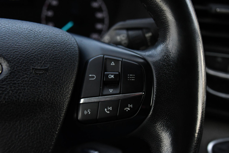 Ford Transit Custom 300 2.0 TDCI L2H1 Limited Black Edition Camera, Cruise, Carplay, Stoelverwarming, Xenon, 170pk, Sensoren, Uniek!