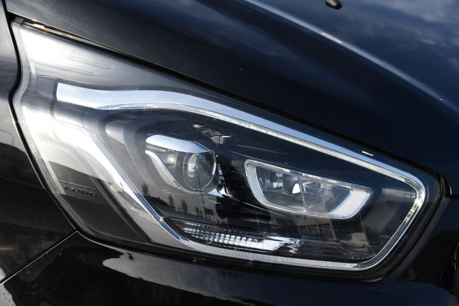 Ford Transit Custom 300 2.0 TDCI L2H1 Limited Black Edition Camera, Cruise, Carplay, Stoelverwarming, Xenon, 170pk, Sensoren, Uniek!