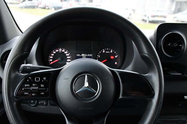 Mercedes-Benz Sprinter 319 V6 3.0 CDI L2H2 PB Edition Camera, Cruise, Stoelverwarming, 190pk, Standkachel, Airco, Uniek!