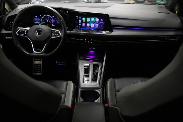 Volkswagen Golf 1.4 eHybrid GTE /PANO/IQLIGHT/CAM/CARPLAY/LANE ASSIST/VOL