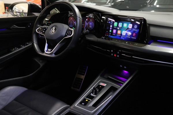 Volkswagen Golf 1.4 eHybrid GTE /PANO/IQLIGHT/CAM/CARPLAY/LANE ASSIST/VOL