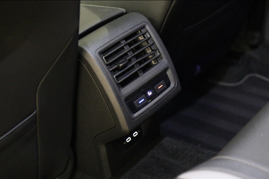 Volkswagen Golf 1.4 eHybrid GTE /PANO/IQLIGHT/CAM/CARPLAY/LANE ASSIST/VOL