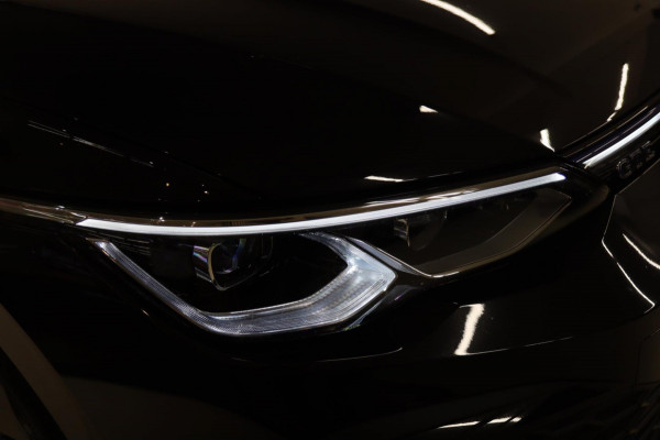 Volkswagen Golf 1.4 eHybrid GTE /PANO/IQLIGHT/CAM/CARPLAY/LANE ASSIST/VOL