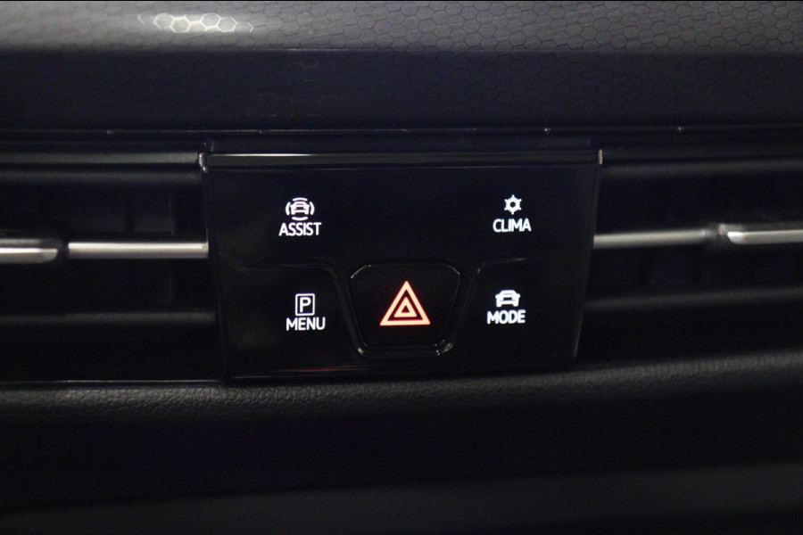 Volkswagen Golf 1.4 eHybrid GTE /PANO/IQLIGHT/CAM/CARPLAY/LANE ASSIST/VOL
