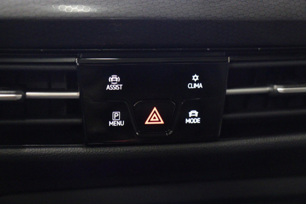 Volkswagen Golf 1.4 eHybrid GTE /PANO/IQLIGHT/CAM/CARPLAY/LANE ASSIST/VOL